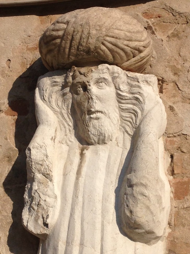 The turbaned statue of a Moor in Venice