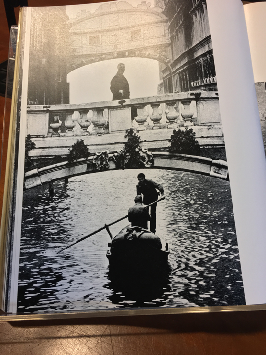 Gianni Berengo Gardin, Venise Des Saisons, Josef Keller Verlag, Starnberg 1965; La Guilde du Livre, Losanna 1965