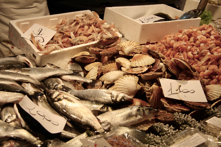 The Rialto seafood market in Venice